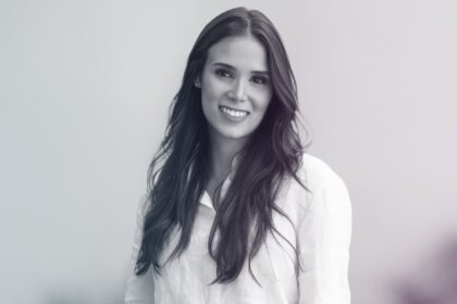 Jeniffer Castro Victim of Viral Seat Dispute Sues Airline and Filmer in Quest for Justice